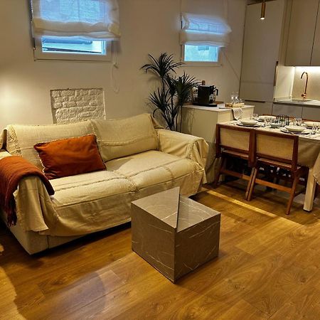 Piso 2 Habitaciones En El Centro Madrid Eksteriør bilde