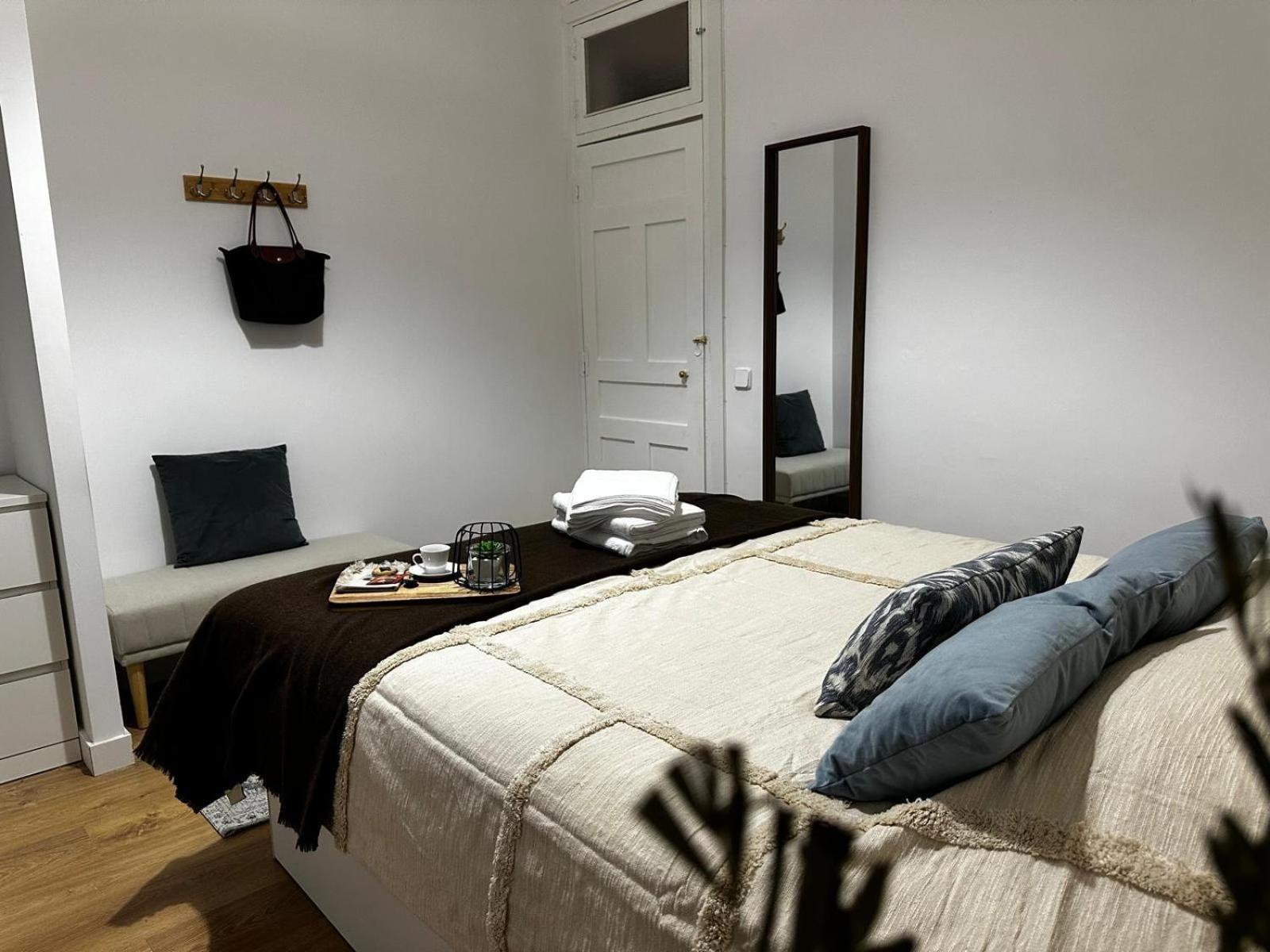 Piso 2 Habitaciones En El Centro Madrid Eksteriør bilde