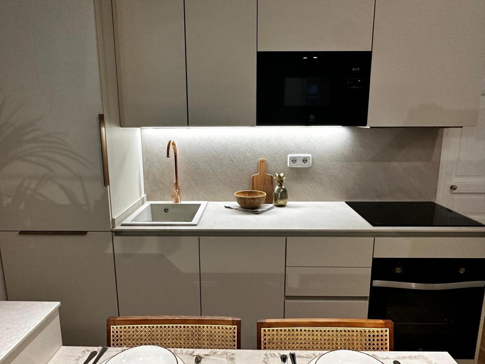 Piso 2 Habitaciones En El Centro Madrid Eksteriør bilde
