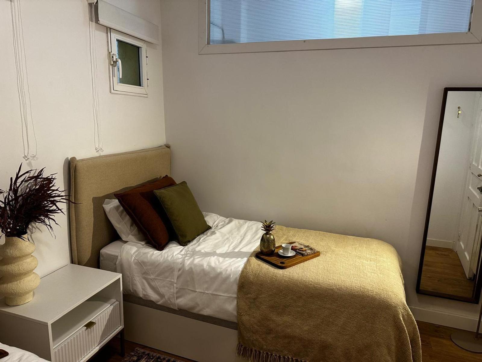 Piso 2 Habitaciones En El Centro Madrid Eksteriør bilde