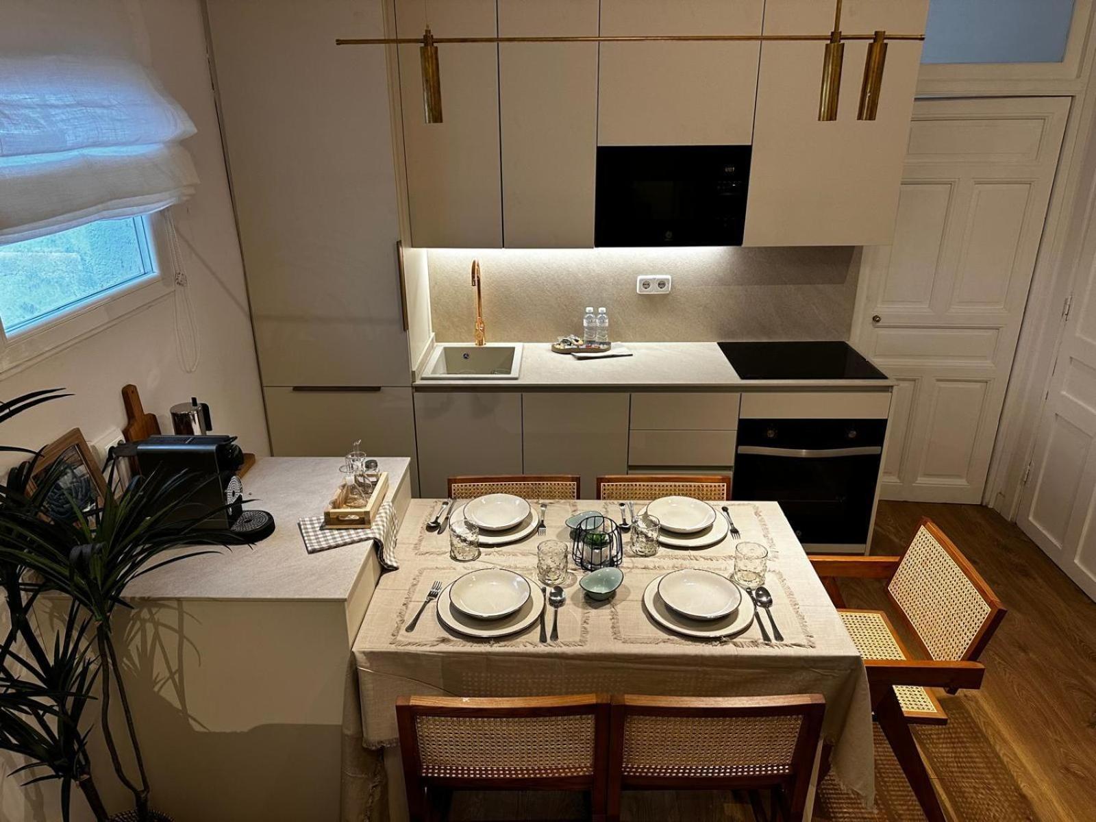 Piso 2 Habitaciones En El Centro Madrid Eksteriør bilde