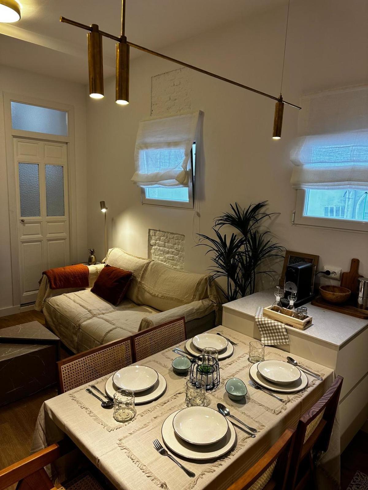 Piso 2 Habitaciones En El Centro Madrid Eksteriør bilde